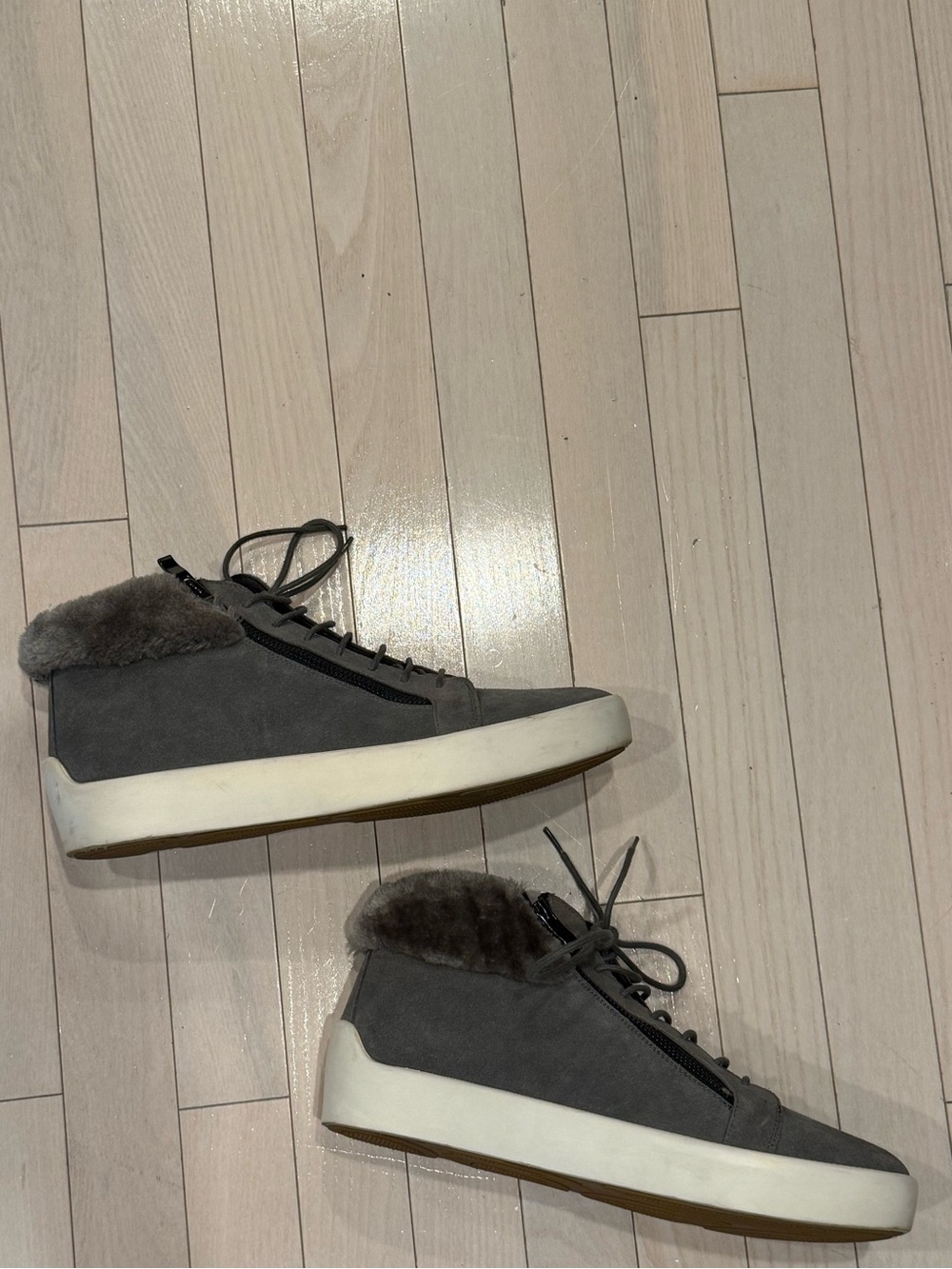 Vintage Russell Park Shearling-Lined Platform Sneakers - Picture 2 of 6